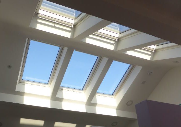 a room that has a skylight in it.
