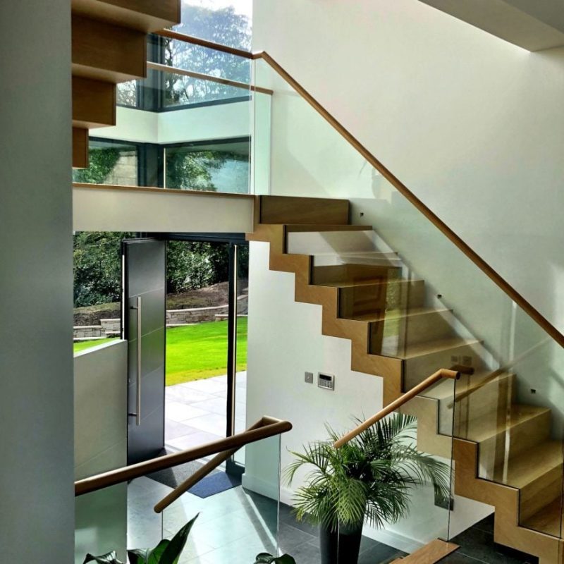 Contemporary Glass and Oak Staircase-min