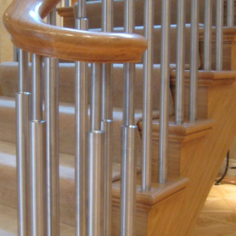 Oak and Steel Handrail-min